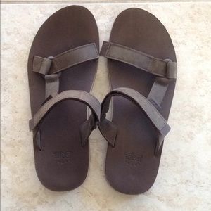 Teva Men's Leather Slide Sandal size 12 - NWOT